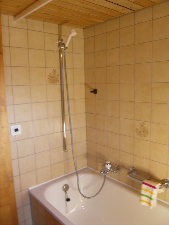 Hotel Alpina انترواسر المظهر الخارجي الصورة